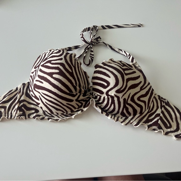 Other - Sundazed Zebra Print Bikini Top 34D